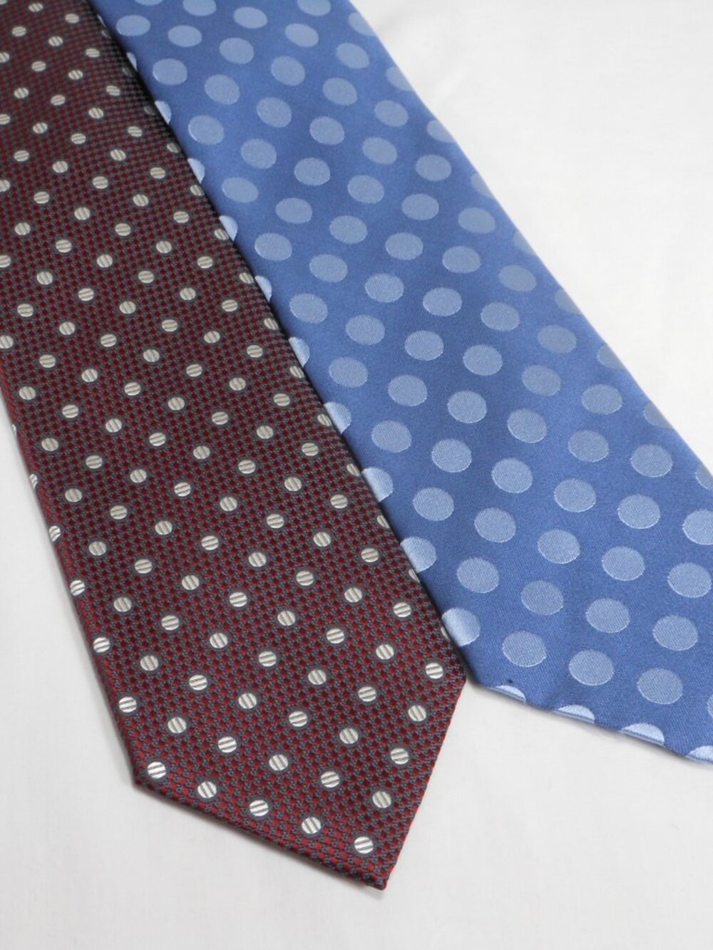 2 lovely made in Italy Ermensgildo Zegna silk ties